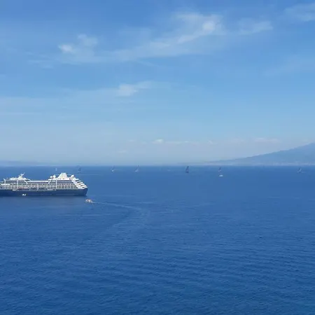 Appartamento Nel Cuore Di Casa Luisa Ti Aspetta! Sorrento